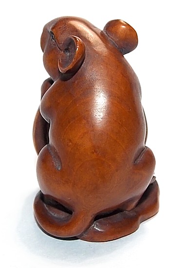 японская нецке из кипариса