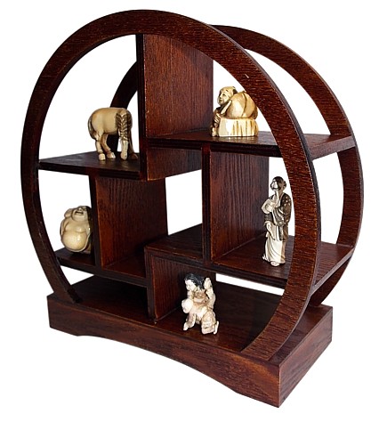 японская круглая полка для коллекции нэцкэ