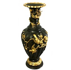 ваза пронзовая с золочеными рельефами , 1850-е гг. 