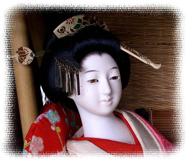 японская антикварная кукла в кимоно