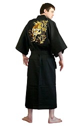 мужской халат-кимоно с вышивкой