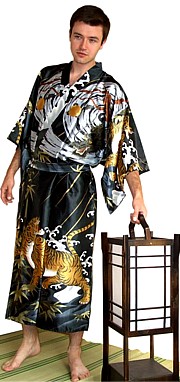 японское мужское кимоно Тень Дракона,  сделано в Японии
