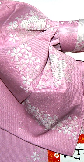 японский пояс оби для кимоно. деталь рисунка