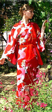 японская традиционная юката - летнее кимоно