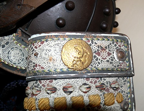 доспехи самурая эпохи Эдо, деталь самурайского шлема - кабуто