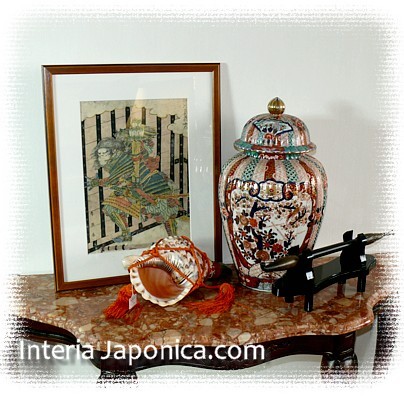 японский антиквариат: сигнальный горн ХОРАГАЙ, гравюра - укие-э, ваза и куротельная трубка