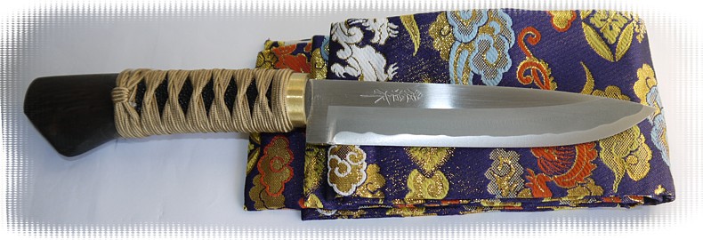 японские ножи в самурайском стиле