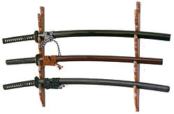настенное крепление для коллекции самурайских мечей