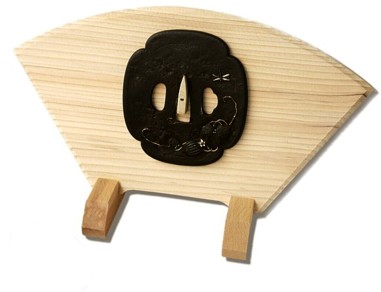 подставка для цубы в форме веера