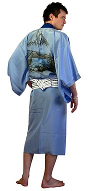 японское мужское традиционное шелковое кимоно