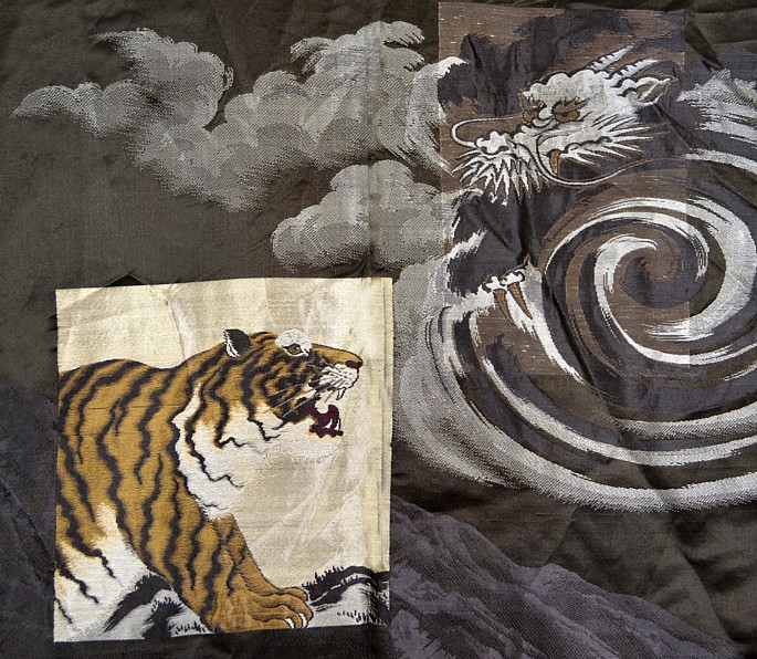 жаккардовая вышивка на подкладке мужского шелкового хаори