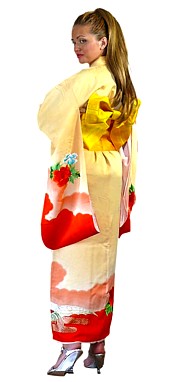 японское старинное шелковое кимоно с вышивкой и росписью, 1920-е гг.