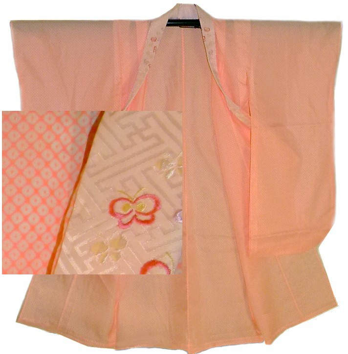 японское нижнее кимоно молодой девушки