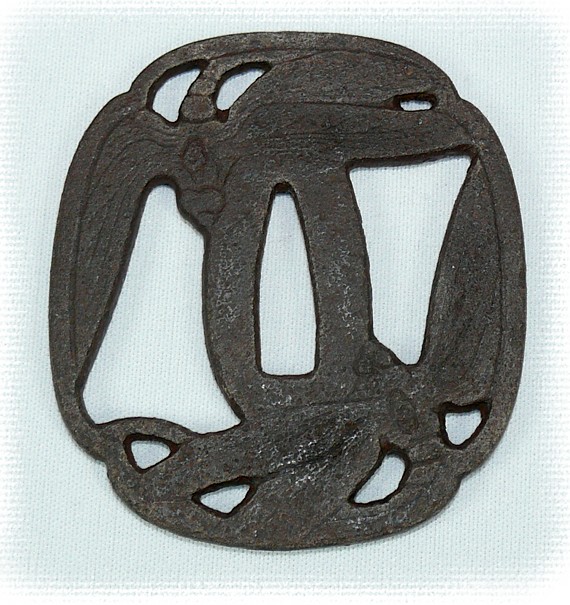 цуба (гарда японского меча) с изображениме двух стрекоз